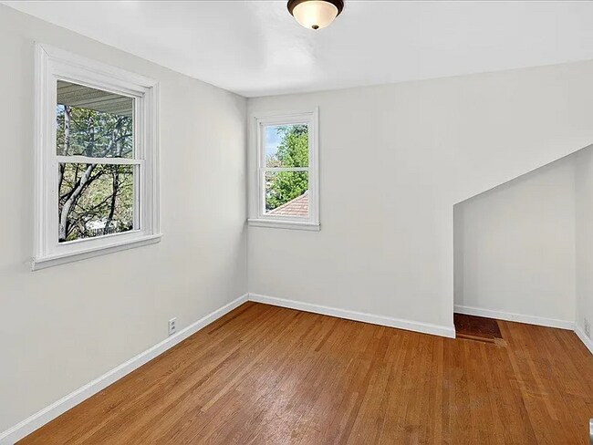 Foto del edificio - 2916 32nd Ave S