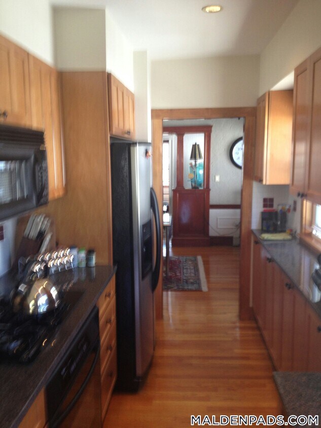 Foto principal - 477 Medford St
