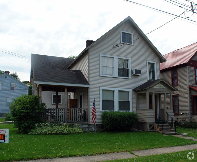 Building Photo - 15 Franklyn St