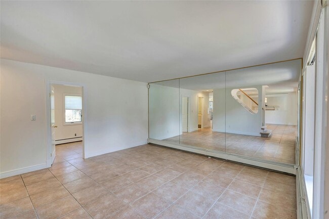 Foto del edificio - 27 Harbor Hills Dr