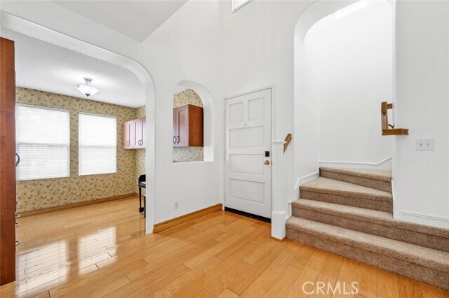 Building Photo - 21 Skywood St