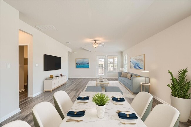 Foto del edificio - 360 El Capitan Lp