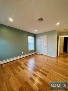 Building Photo - 271 Hamilton Pl