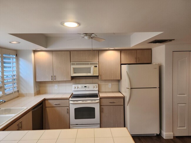 Building Photo - 3714 SW Sunset Trace Cir