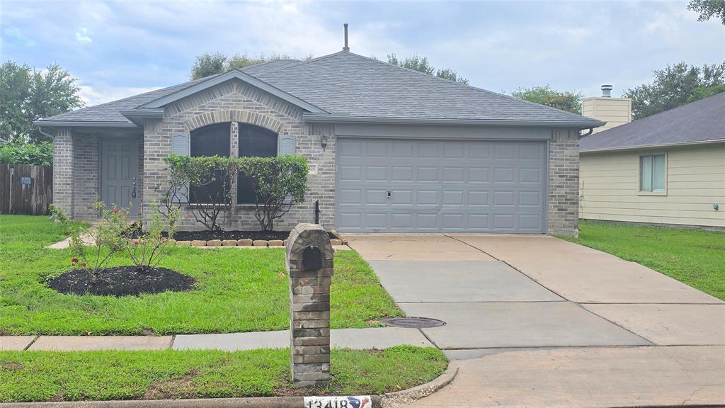 Foto principal - 13418 Croquet Ln
