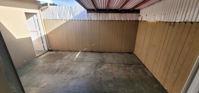 Foto del edificio - 212 12th Ave