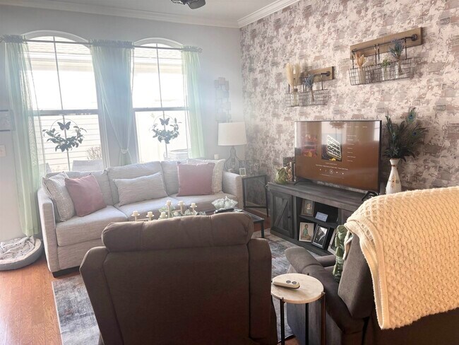 Foto del edificio - 3792 Alexandria Ave