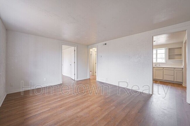 Foto del edificio - 3932 SE 22nd St