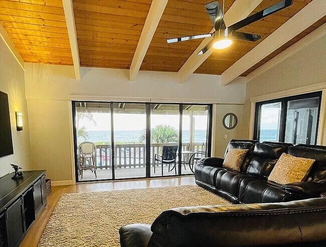 Foto del edificio - 2355 NE Ocean Blvd