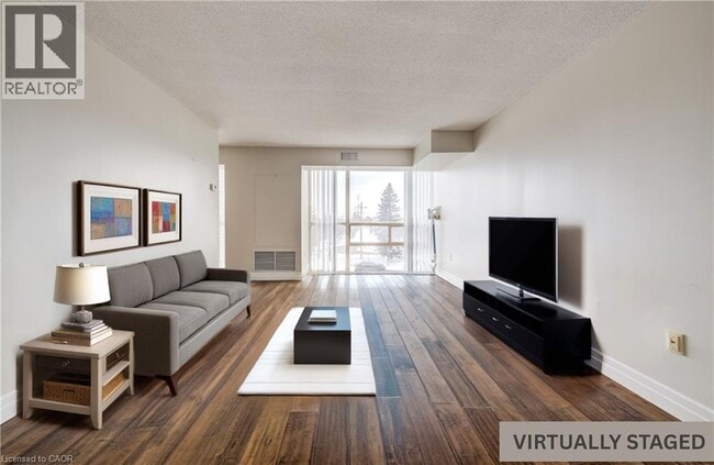 Building Photo - 55 Blue Springs Dr