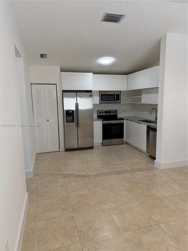 Foto del edificio - 3600 N 56th Ave