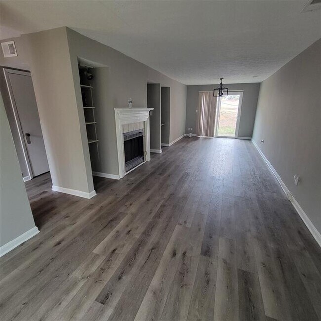 Foto del edificio - 3679 Blackshear Ct