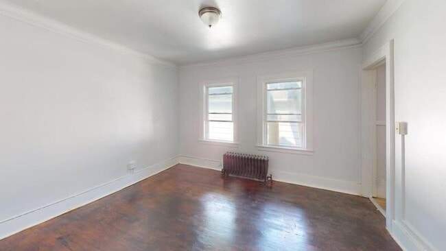 Building Photo - 18 Bauer St