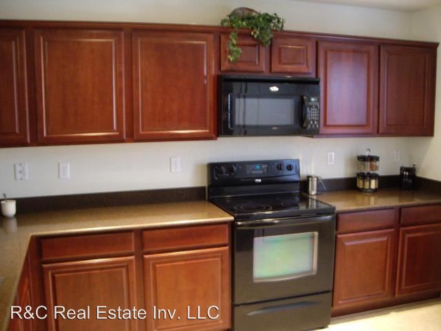 Building Photo - 21117 E Stonecrest Dr
