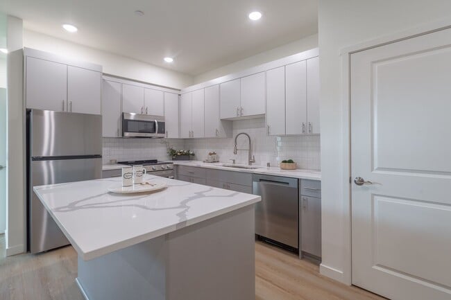 Interior Photo - Urban 33