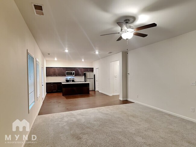 Building Photo - 110 Lindsey Dr