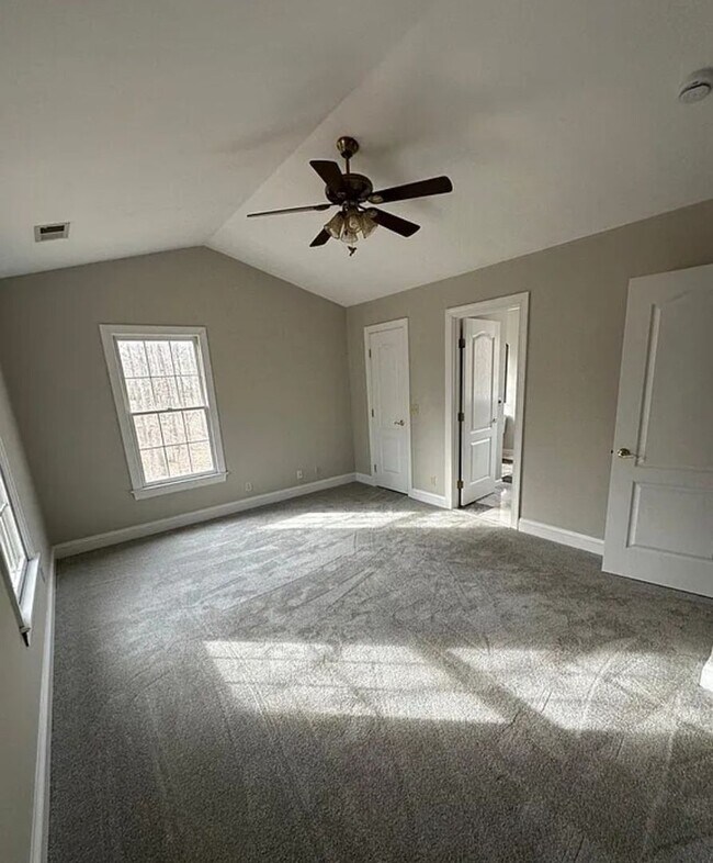 Building Photo - 203 Nottingham Rd