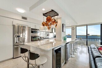 Building Photo - 5550 N Ocean Dr