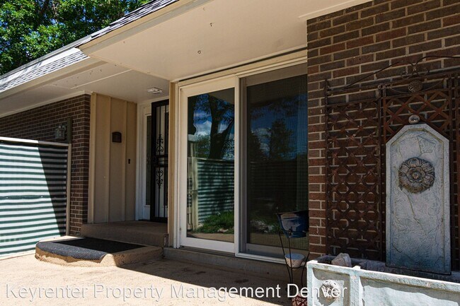 Building Photo - 2 br, 2 bath House - 180 S Upham Ct