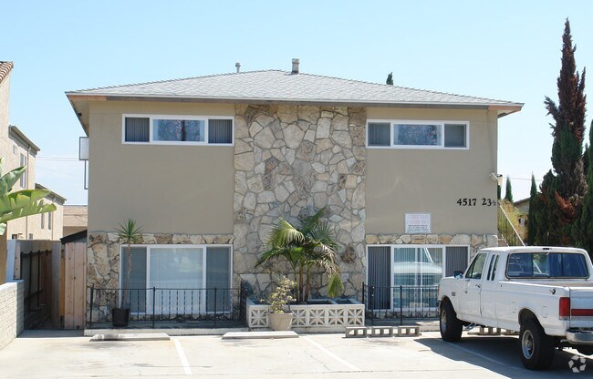 Foto del edificio - 4525 Georgia St