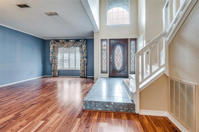 Building Photo - 1400 Endicott Dr