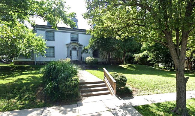 Building Photo - 5600 Pimlico Rd