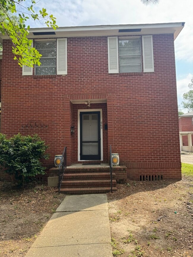 Building Photo - 665 Carol Marie Dr