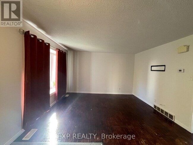 Building Photo - 1754 Culver Dr