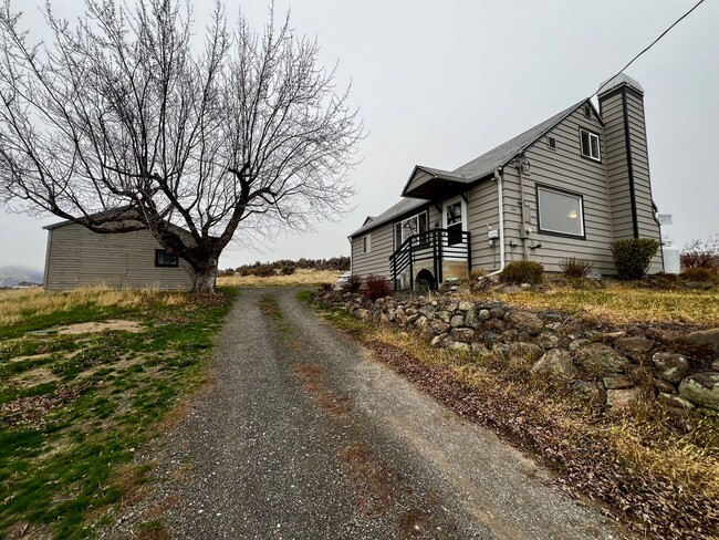 Foto del edificio - 261 Wilcox Rd