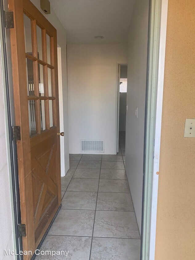 Building Photo - 3 br, 2 bath House - 39250 Lillie Circle