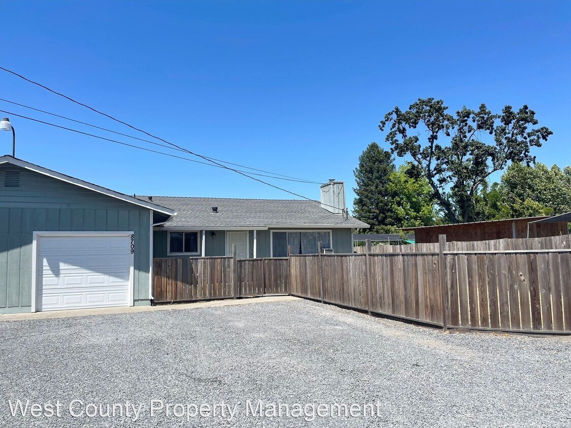 Primary Photo - 3 br, 2 bath House - 8709 Windsor Rd