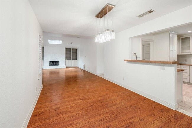 Building Photo - 3601 Peregrine Falcon Dr