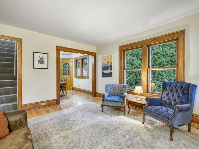 Building Photo - 43xx E Lake Harriet Blvd