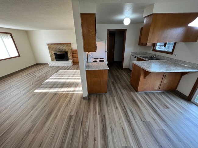 Foto del edificio - 2 Bedroom in Bethel-Danebo Area