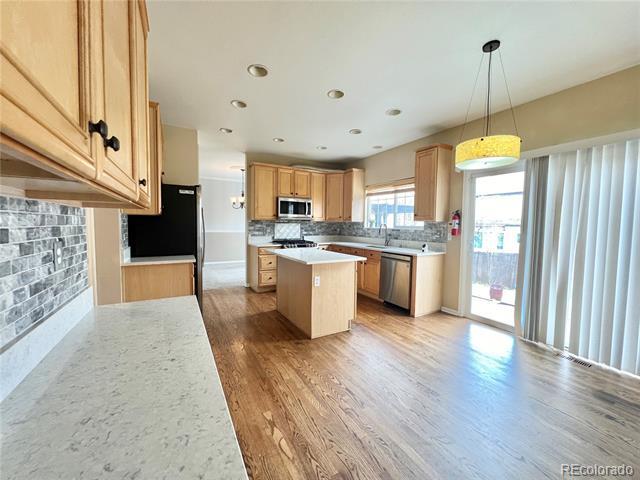 Building Photo - 5492 S Sicily Way