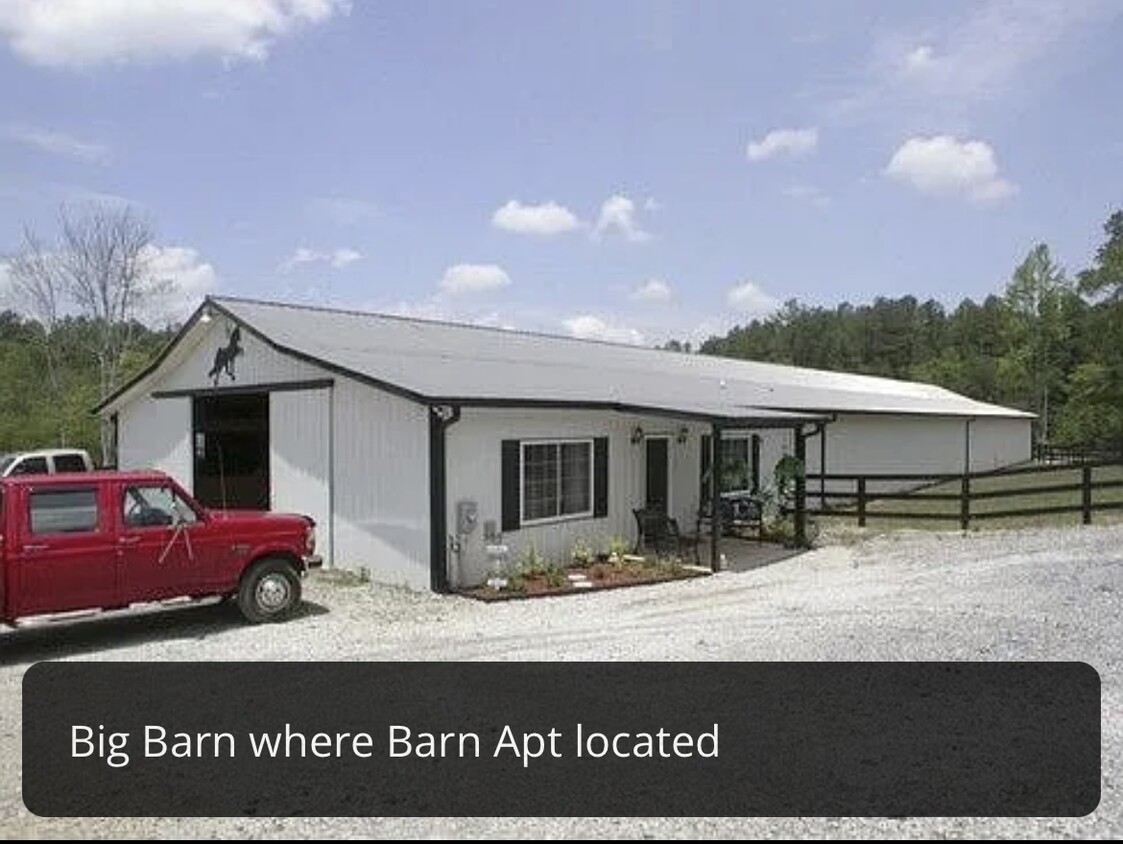 Barn where apartment is located - 3250 E Baggett Rd