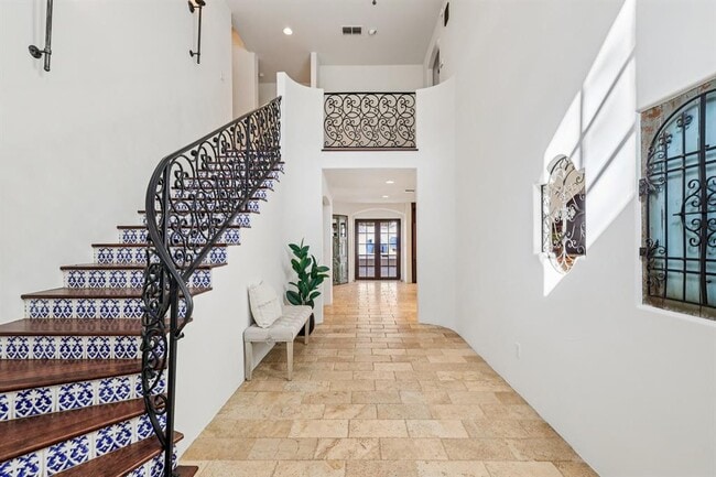 Building Photo - 2706 Pearce Rd