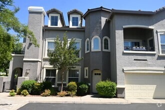 Building Photo - 5542 Tares Cir