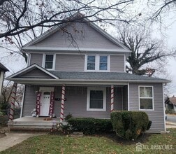 Building Photo - 209 Gatzmer Ave