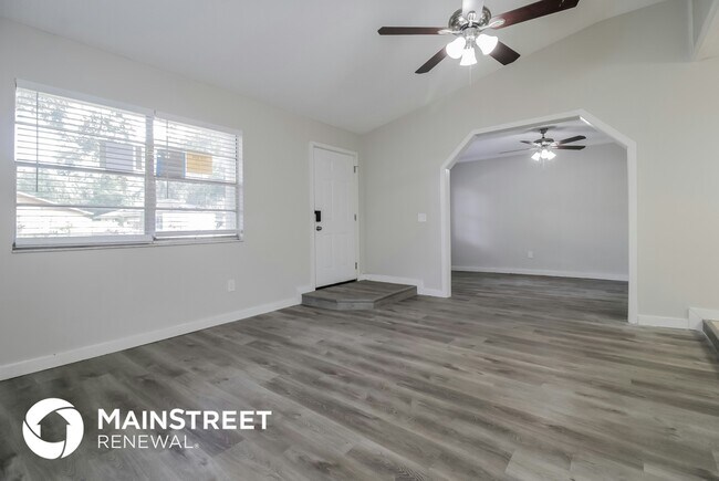 Foto del edificio - 1310 Cypress Ave