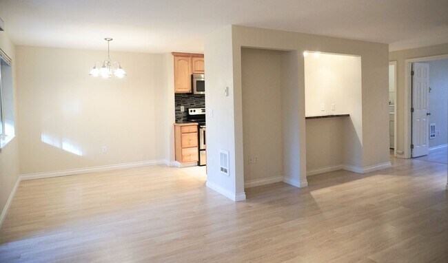 Foto del edificio - 15433 Country Club Dr