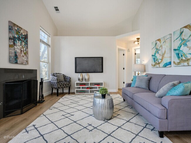 Foto del edificio - 1159 Harbor Ct