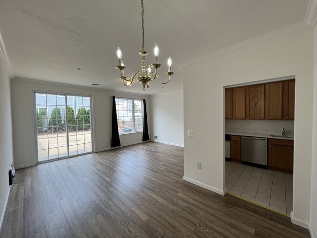 Foto del edificio - 143 Admiral Ln