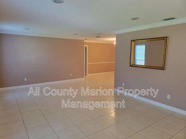 Foto del edificio - 5460 SE 22nd Pl
