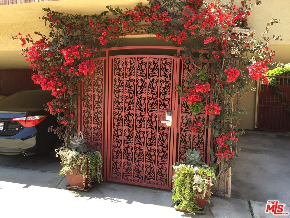 Foto principal - 1731 Camden Ave