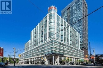 Building Photo - 36 Blue Jays Way