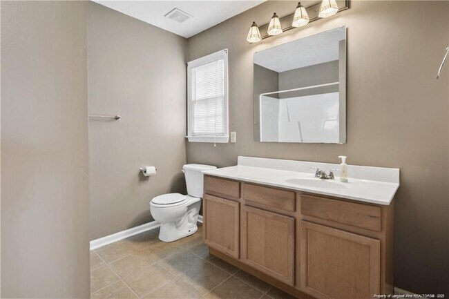 Foto del edificio - 7132 Summerlin Dr