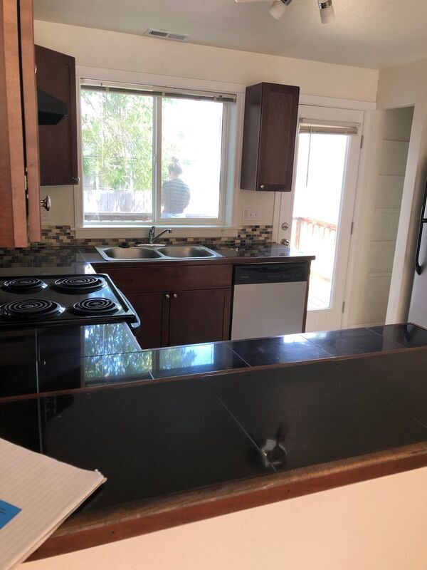 Foto del edificio - 3637 E Amazon Dr