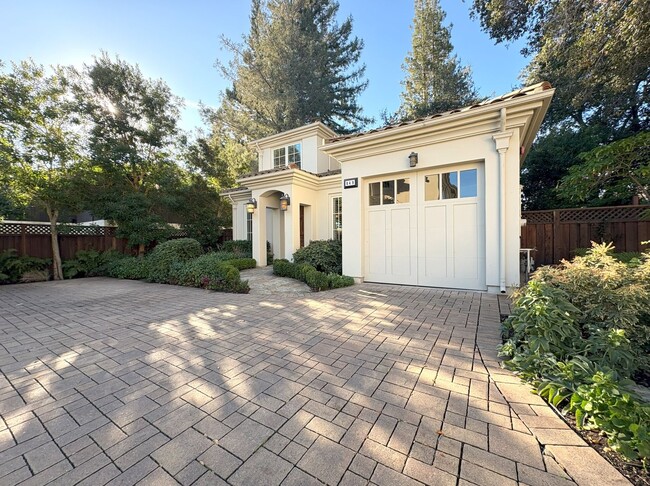 Foto del edificio - Gorgeous Single Family Home in Menlo Park ...