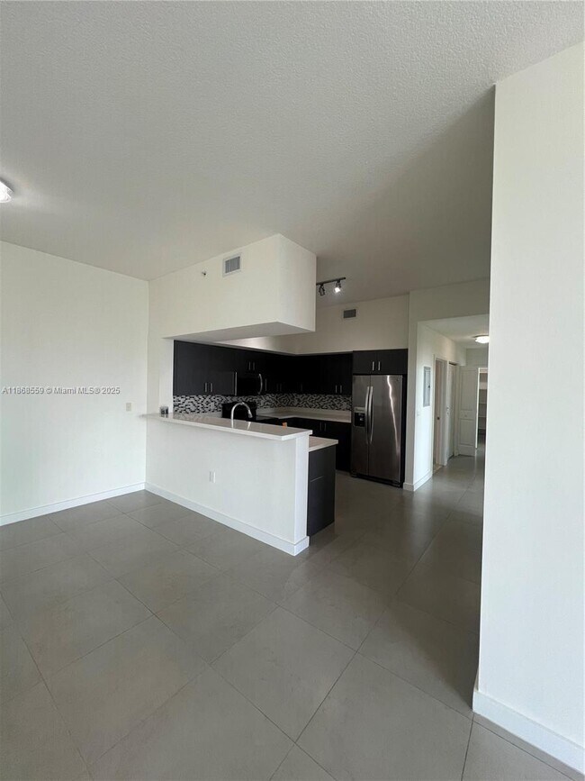 Building Photo - 729 NW 2nd St